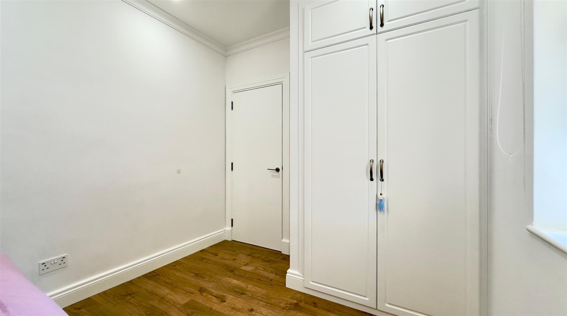 Image of House - 2 Bedrooms - 1 Bathrooms for Sale in South District-Gibraltar, Image 12